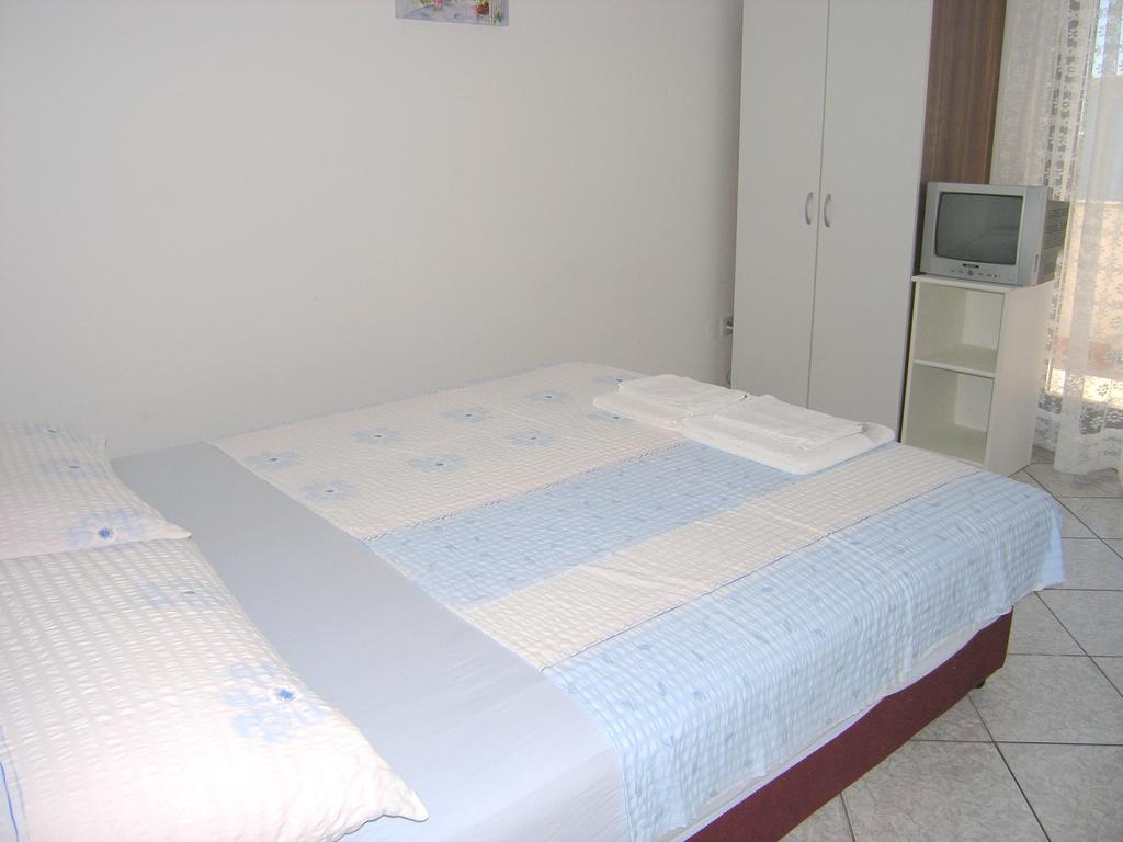 Apartments Murgic Krk Town Exterior photo